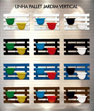 PALLET JARDIM VERTICAL COM 2 VAZOS