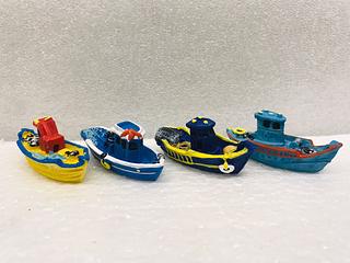 OBJETO DE DECORACAO, BARCO COM DECORACAO NAUTICA - TAMANHO: PEQUENO - MATERIAL: PLASTICO