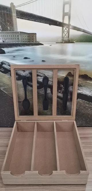 Caixa de talheres de madeira requintada